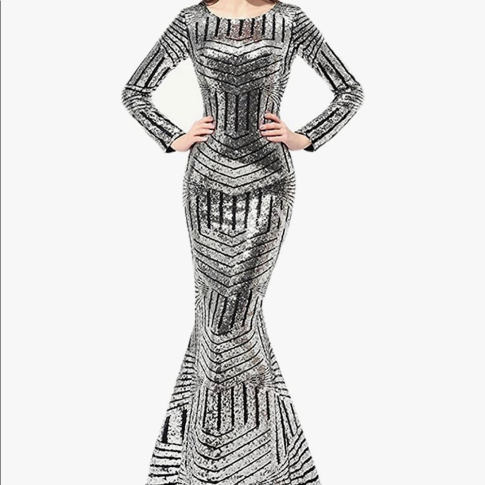 Silver and Black sequin gown 24 plus 💕💚